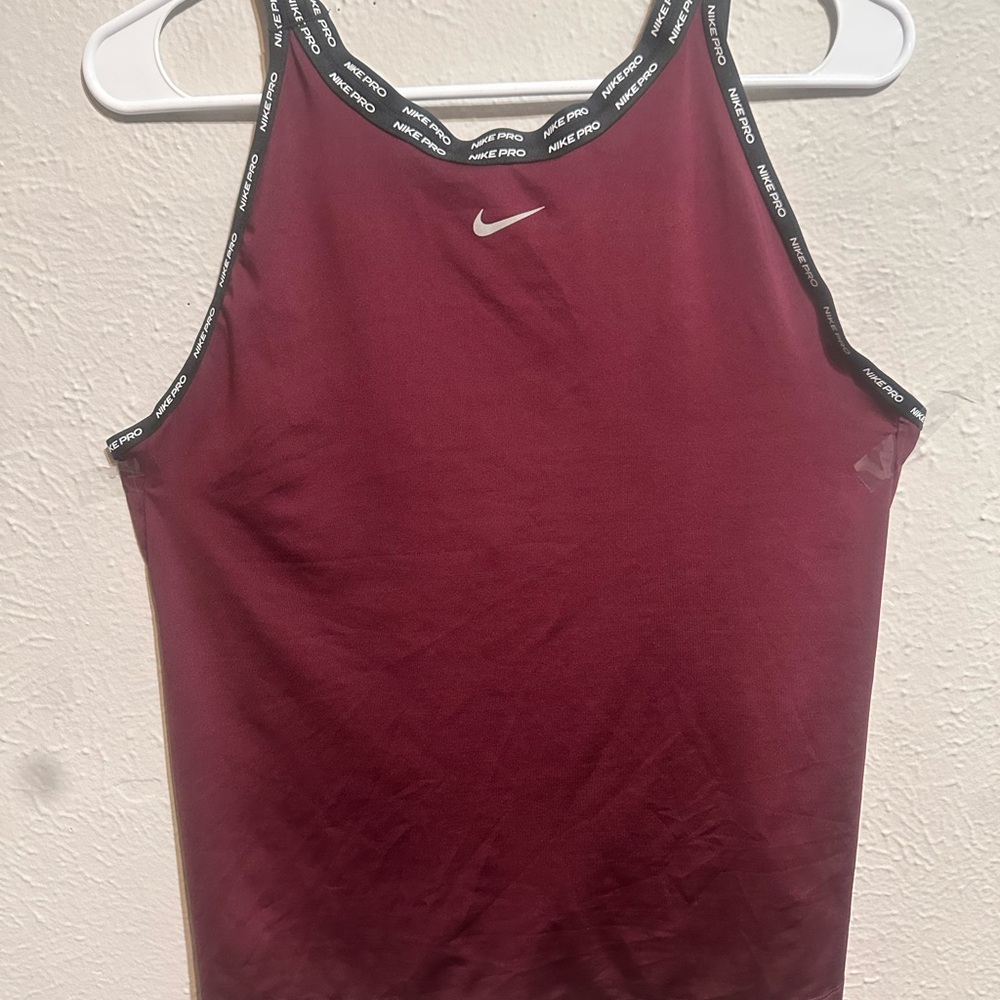 Nike Women's Maroon Tank Top - Picture 8 of 10